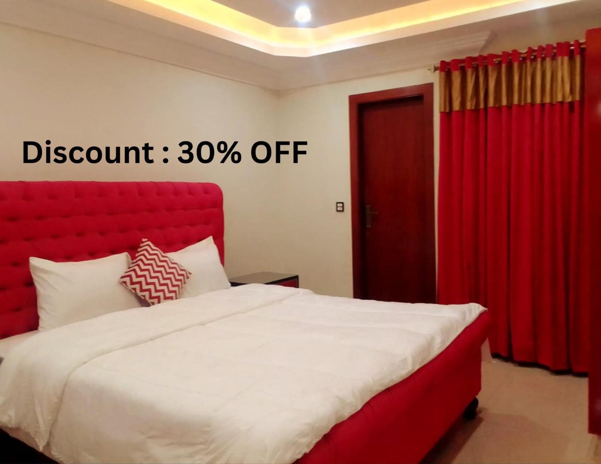 Royal Galaxy Hotel & Residence - Near Islamabad International Airport & Motorway Esterno foto