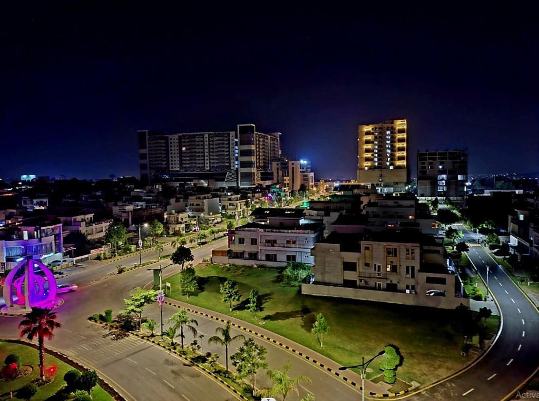 Royal Galaxy Hotel & Residence - Near Islamabad International Airport & Motorway Esterno foto