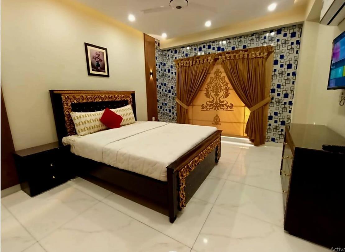 Royal Galaxy Hotel & Residence - Near Islamabad International Airport & Motorway Esterno foto